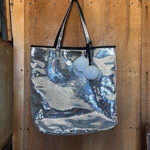 Victorias Secret NWT Bag